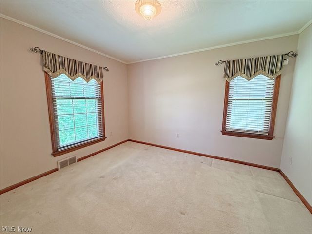 2814 E Royalton Road, Brecksville, OH 44141