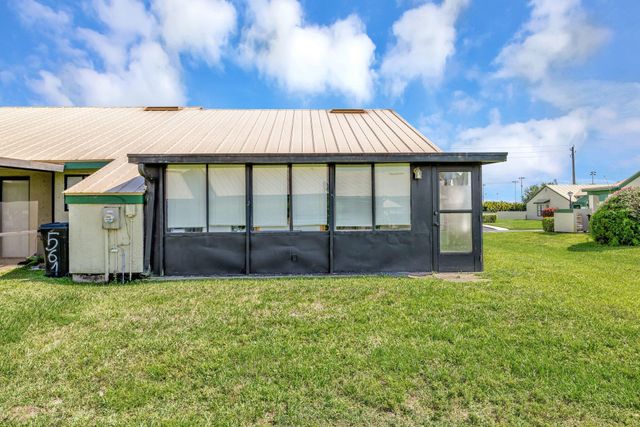 555 SW Sara Boulevard, Port St Lucie, FL 34953