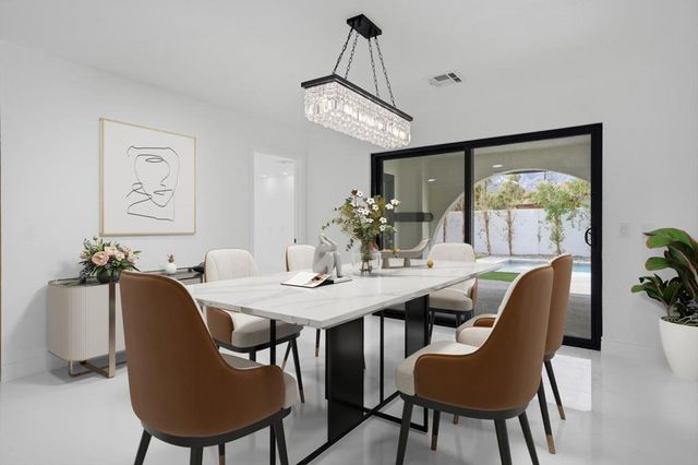 2587 N Calico Lane, Palm Springs, CA 92262