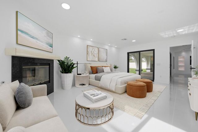 2587 N Calico Lane, Palm Springs, CA 92262