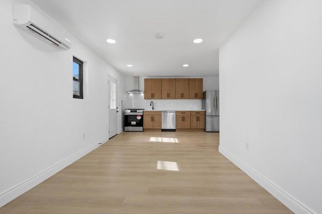 2587 N Calico Lane, Palm Springs, CA 92262