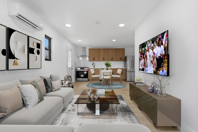 2587 N Calico Lane, Palm Springs, CA 92262