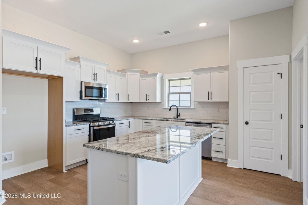 2939 Eden Lane, Nesbit, MS 38651 — photo 5