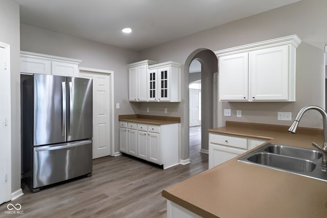 12330 Twyckenham Drive, Fishers, IN 46037