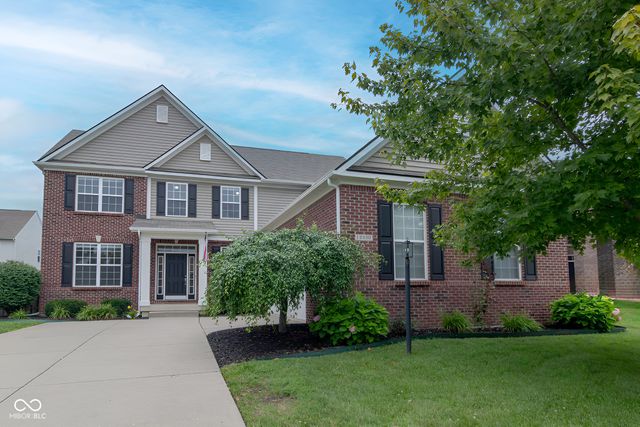 12330 Twyckenham Drive, Fishers, IN 46037