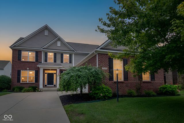 12330 Twyckenham Drive, Fishers, IN 46037