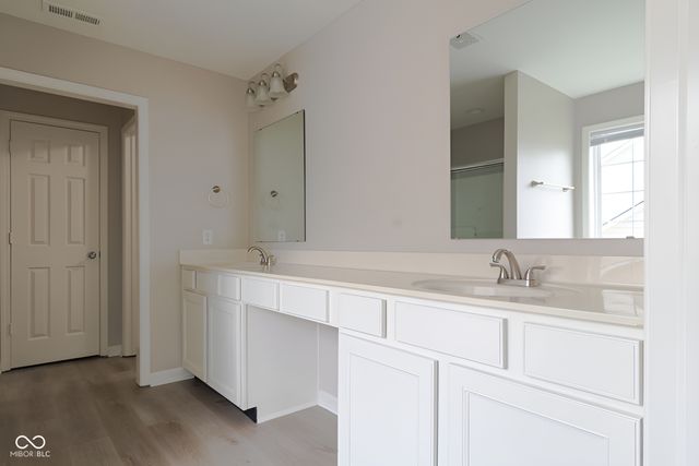 12330 Twyckenham Drive, Fishers, IN 46037
