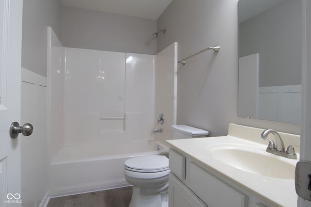 12330 Twyckenham Drive, Fishers, IN 46037