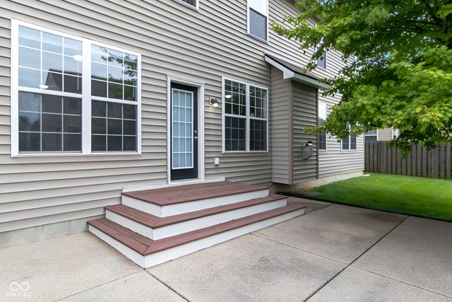 12330 Twyckenham Drive, Fishers, IN 46037