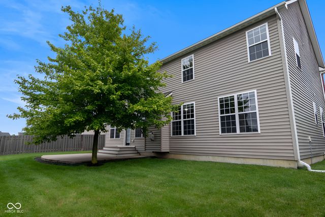 12330 Twyckenham Drive, Fishers, IN 46037