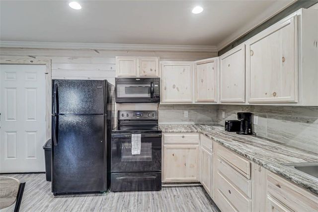 403 S 10th St 1, Port Aransas, TX 78373
