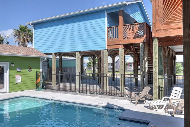 403 S 10th St 1, Port Aransas, TX 78373