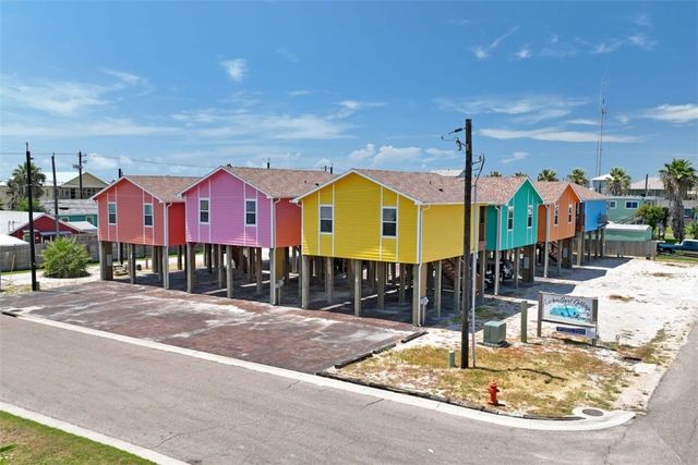 403 S 10th St 1, Port Aransas, TX 78373