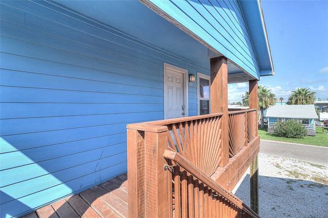 403 S 10th St 1, Port Aransas, TX 78373
