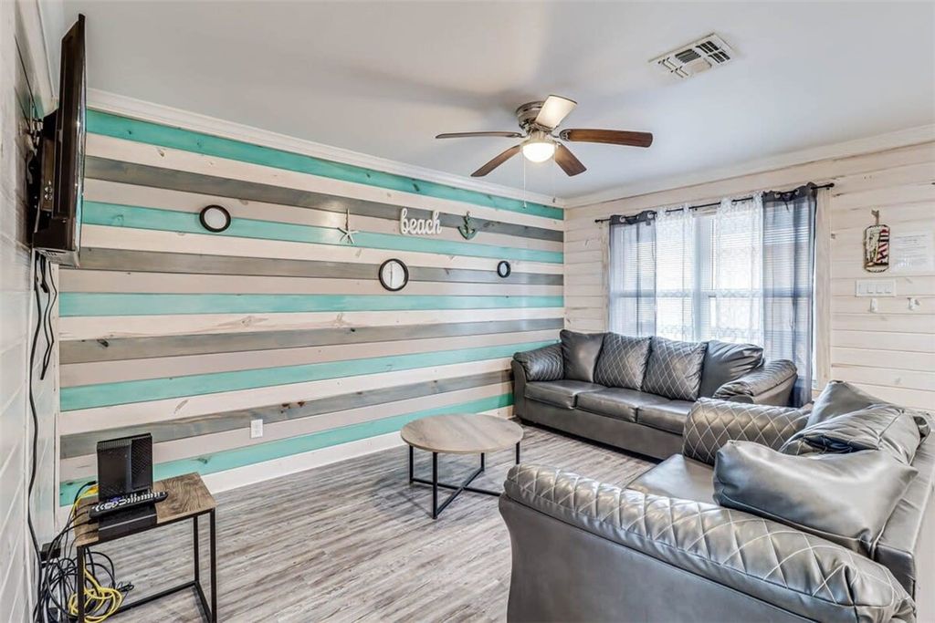 403 S 10th St 1, Port Aransas, TX 78373 — photo 4