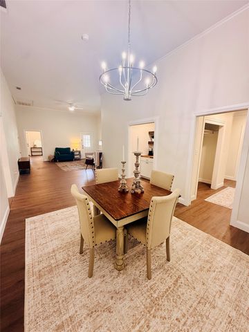 2115 Walworth Street, Greenville, TX 75401