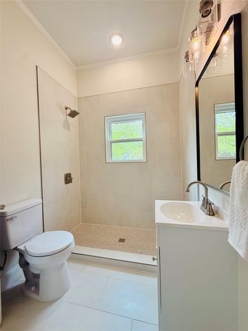 2115 Walworth Street, Greenville, TX 75401