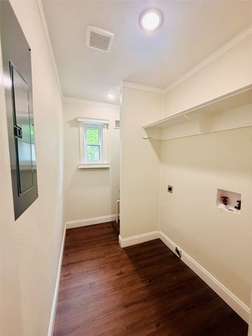 2115 Walworth Street, Greenville, TX 75401