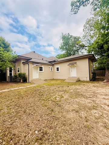 2115 Walworth Street, Greenville, TX 75401