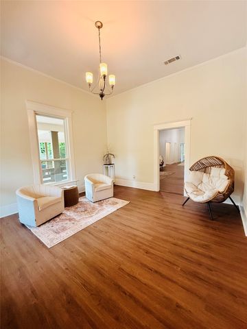 2115 Walworth Street, Greenville, TX 75401