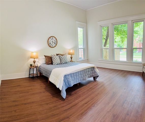 2115 Walworth Street, Greenville, TX 75401