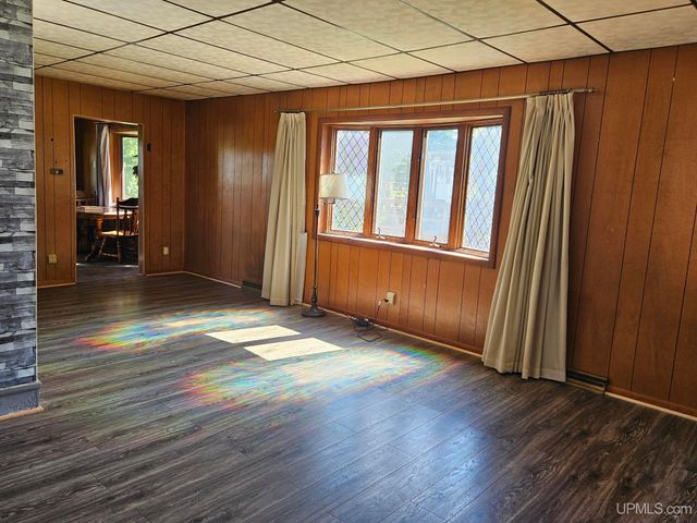 10354 N Wood Lane, Ramsay, MI 49959