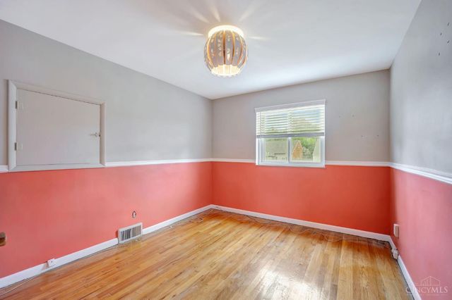 3354 Greenway Avenue, Green Twp, OH 45248