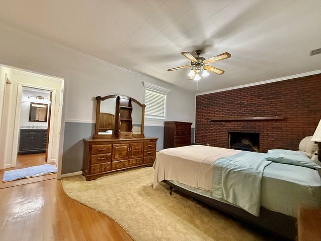 608 W Spring Ave, Geneva, AL 36340