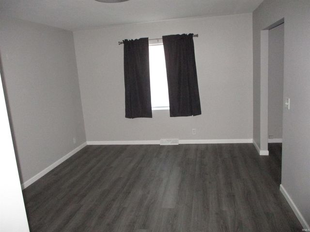 24160 State Road 23 Highway, South Bend, IN 46614