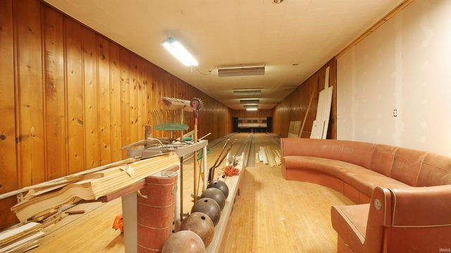 24160 State Road 23 Highway, South Bend, IN 46614