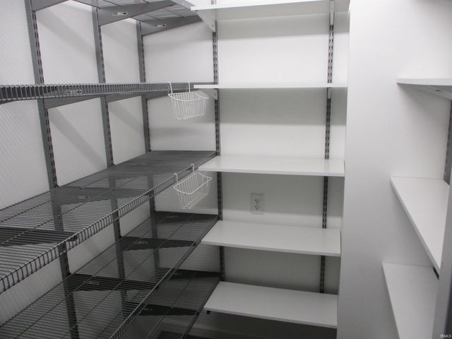 24160 State Road 23 Highway, South Bend, IN 46614