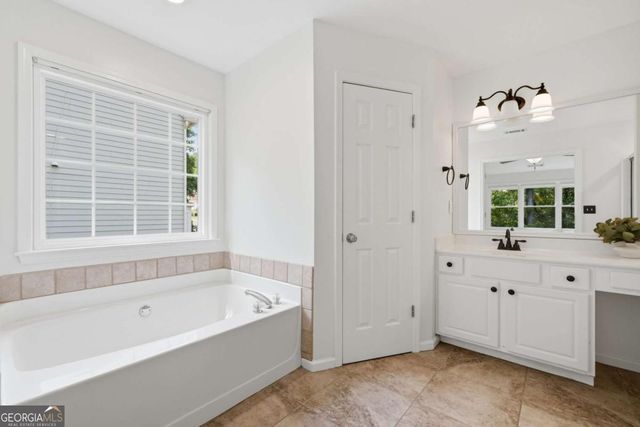 2420 Traywick Chase, Alpharetta, GA 30004