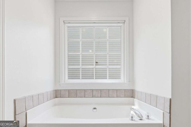 2420 Traywick Chase, Alpharetta, GA 30004