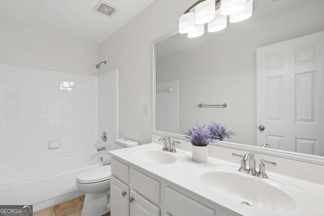 2420 Traywick Chase, Alpharetta, GA 30004