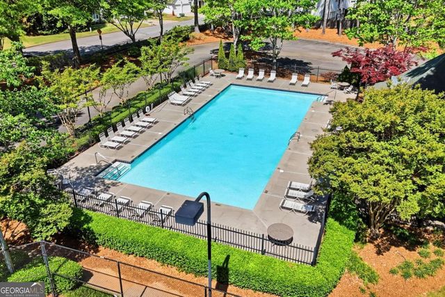 2420 Traywick Chase, Alpharetta, GA 30004
