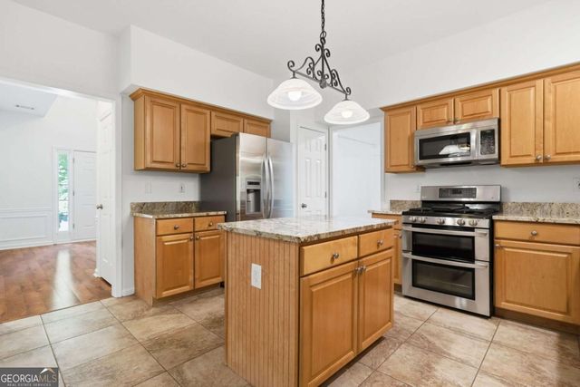 2420 Traywick Chase, Alpharetta, GA 30004