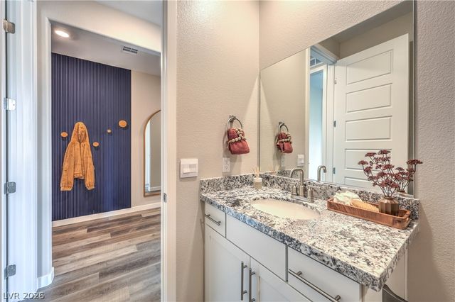 1028 Reisa Falls Drive, North Las Vegas, NV 89084