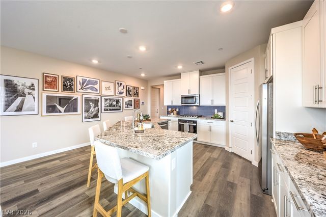 1028 Reisa Falls Drive, North Las Vegas, NV 89084