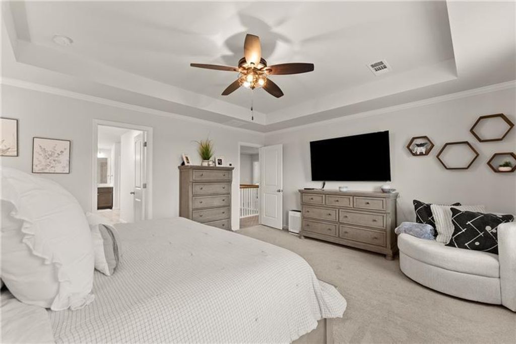 Image 19 of property listing at 4535 Seacliff Court, Cumming, GA 30028