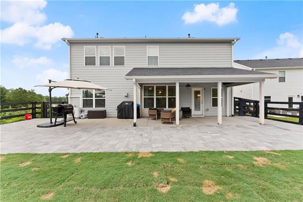 Image 36 of property listing at 4535 Seacliff Court, Cumming, GA 30028