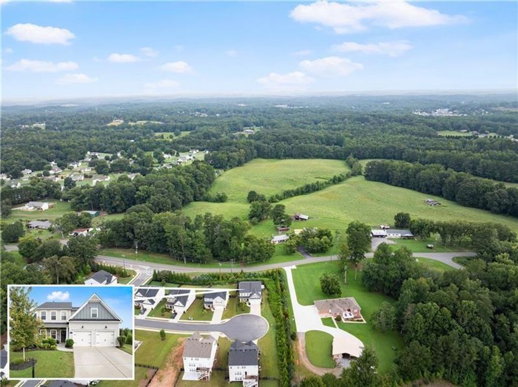 Image 39 of property listing at 4535 Seacliff Court, Cumming, GA 30028