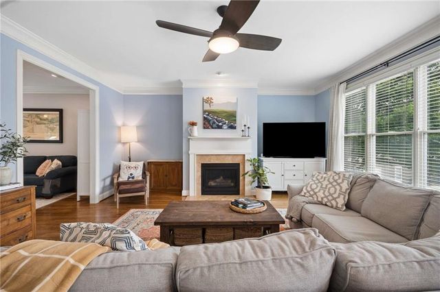 963 Westmoreland Circle NW, Atlanta, GA 30318
