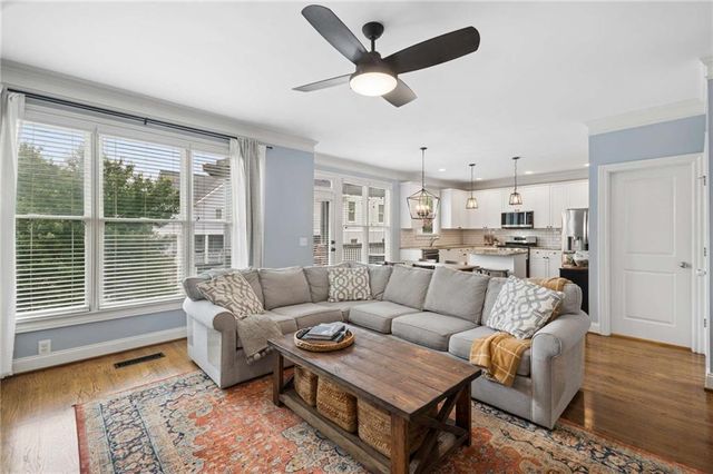 963 Westmoreland Circle NW, Atlanta, GA 30318