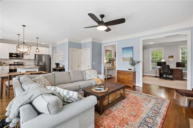 963 Westmoreland Circle NW, Atlanta, GA 30318