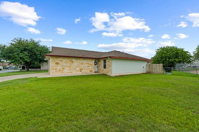 245 Marvin CV, Hutto, TX 78634