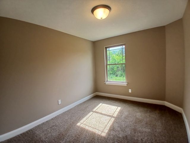3017 Upstream Road, Christiana, TN 37037