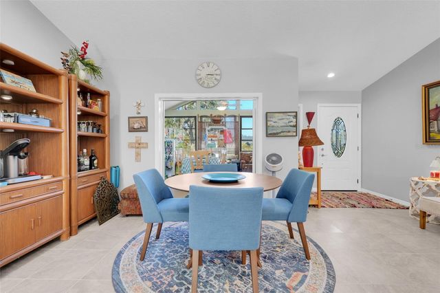 17 E LIVE OAK AVENUE, Yalaha, FL 34797