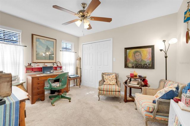 17 E LIVE OAK AVENUE, Yalaha, FL 34797