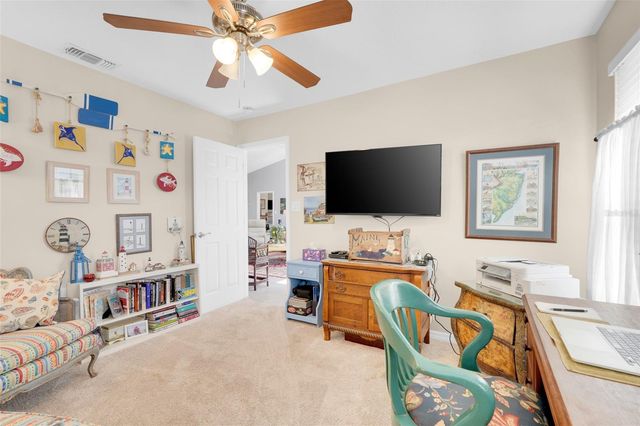 17 E LIVE OAK AVENUE, Yalaha, FL 34797