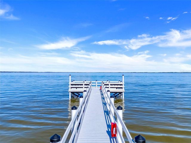 17 E LIVE OAK AVENUE, Yalaha, FL 34797